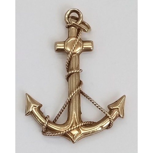 1020 - 9k yellow gold anchor pendant. Total Weight 2.1g. (H:3.5cm)