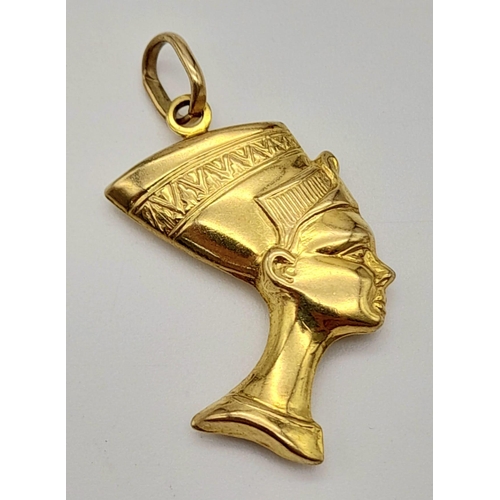 854 - 9K YELLOW GOLD NEFERTITI CHARM 1.6G