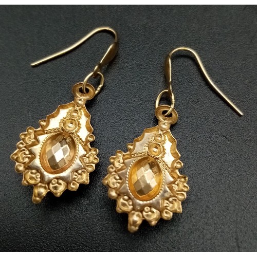 541 - An Antique-Style Pair of 9K Yellow Gold Earrings. 0.63g