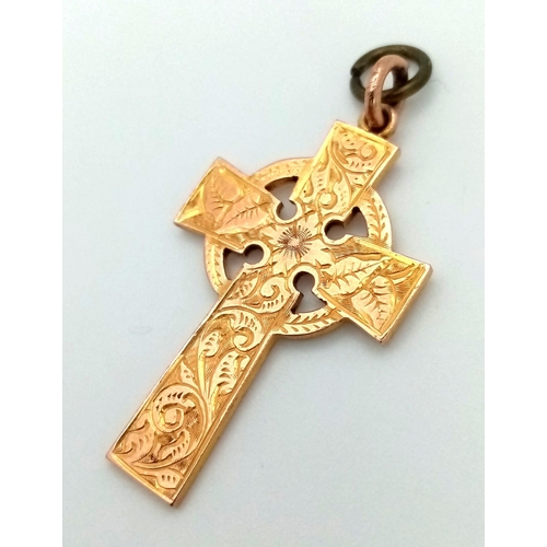 31 - A Vintage 9K Yellow Gold Celtic Cross. 4 x 2cm. 4.62g