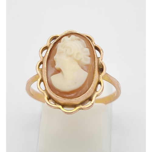 631 - 9K YELLOW GOLD CAMEO RING. TOTAL WEIGHT 3.4G SIZE Q