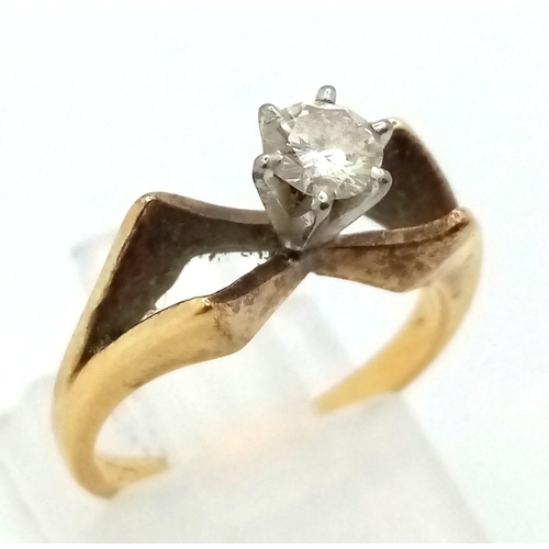 269 - A Vintage 9K Yellow Gold White Stone Ring. Size I. 3.44g total weight