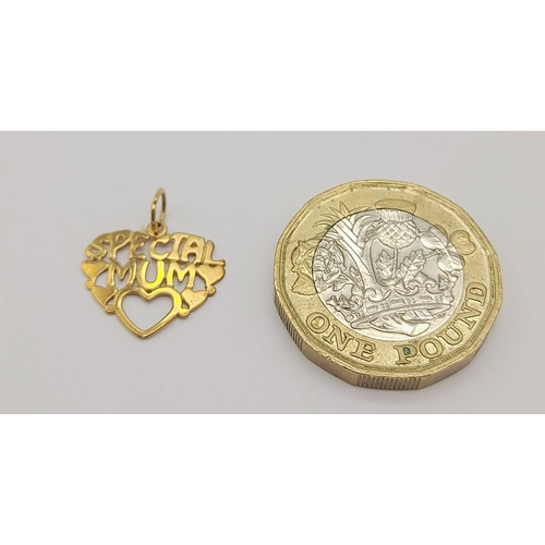 941 - A 9K Yellow Gold Special Mum Pendant or Charm.