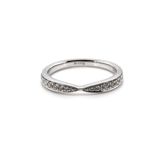 310 - 18k white gold half eternity Diamond ring, 0.19ct diamonds approx, size K, brand new condition
ref 1... 