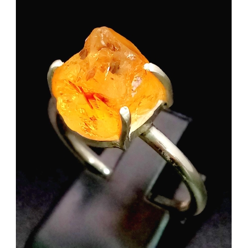 909 - A Natural Earth Mined Rough Citrine Silver Ring. 925 Sterling silver. 4g total weight.