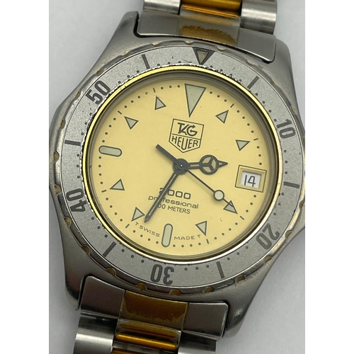 144 - A Tag Heuer 2000 Professional 200m, Swiss Made, Stainless Steel Bracelet Watch. Gold Tone, Yellow Fa... 