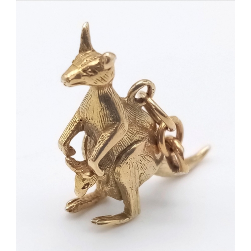 422 - A KANGAROO CHARM OR PENDANT IN 9K GOLD . 8.5gms