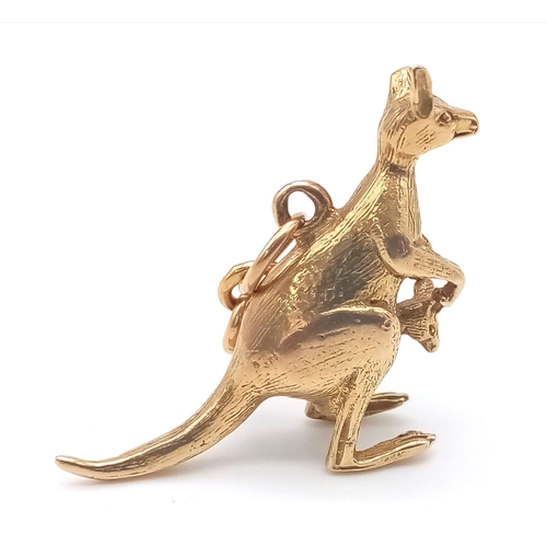 422 - A KANGAROO CHARM OR PENDANT IN 9K GOLD . 8.5gms