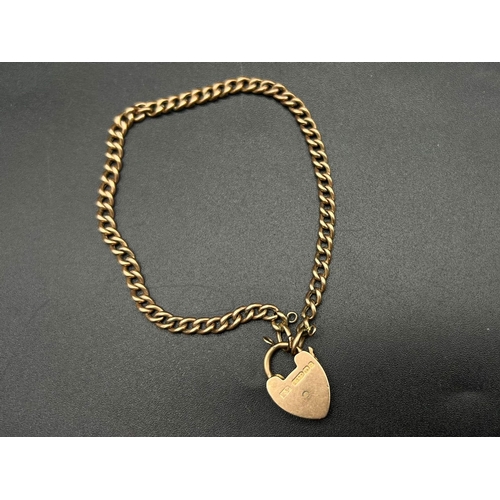 64 - A Vintage 9K Rose Gold Bracelet with Heart Clasp. 20cm. 6.07g