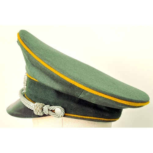 6 - 3rd Reich Heer (Army) Cavalry Officers Visor Cap.