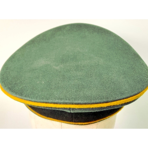 6 - 3rd Reich Heer (Army) Cavalry Officers Visor Cap.