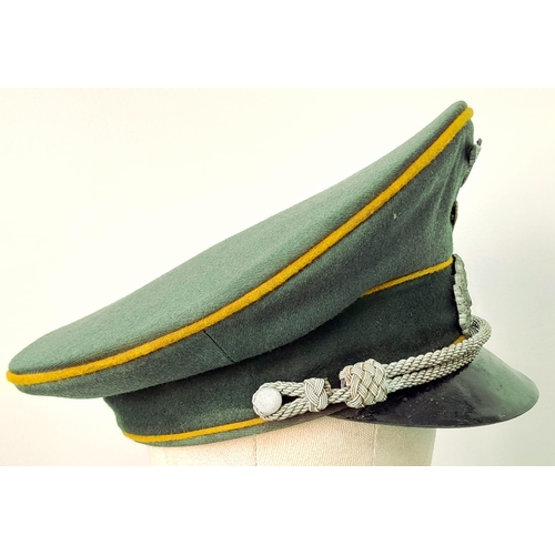 6 - 3rd Reich Heer (Army) Cavalry Officers Visor Cap.