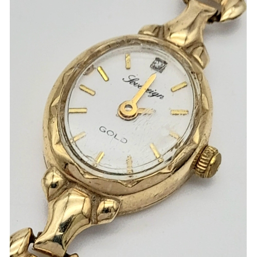 913 - A 9K Yellow Gold Vintage Ladies Sovereign Watch. 9K gold bracelet and case - 15mm. Quartz movement i... 