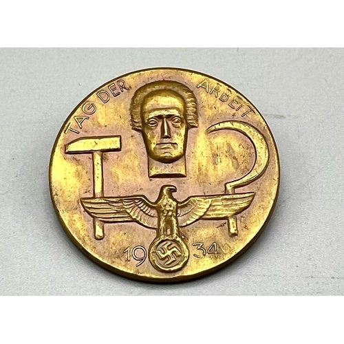 Lot 996       