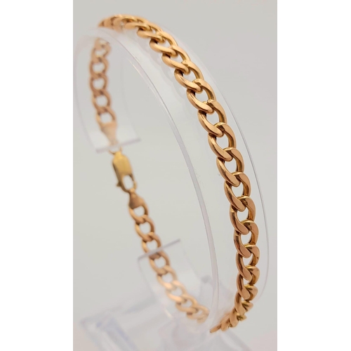 374 - A Vintage 9K Rose Gold Flat Curb Link Bracelet. 20cm. 7.4g