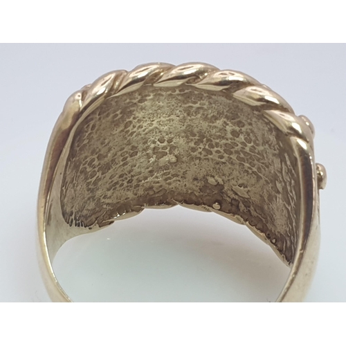 10 - A Vintage Classic 9k Yellow Gold Five-Row Keeper Ring. Size W. 13.15g.