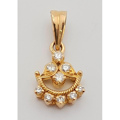 456 - 18k yellow gold diamond drop pendant (dia:0.30ct) 2cm length, 1.6g