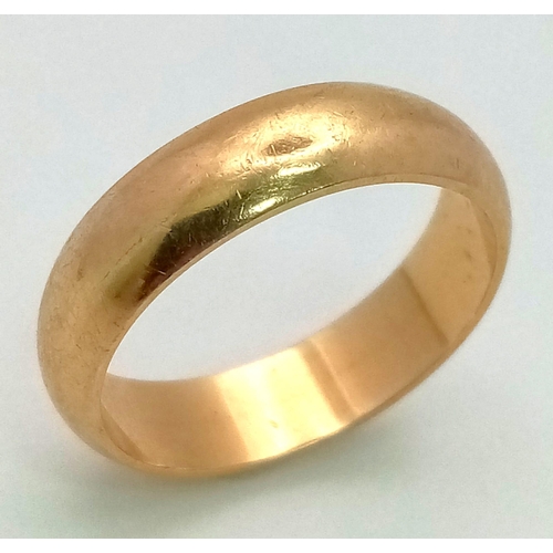 1627 - A Vintage 9K Yellow Gold Band Ring. Size O. 4.32g.