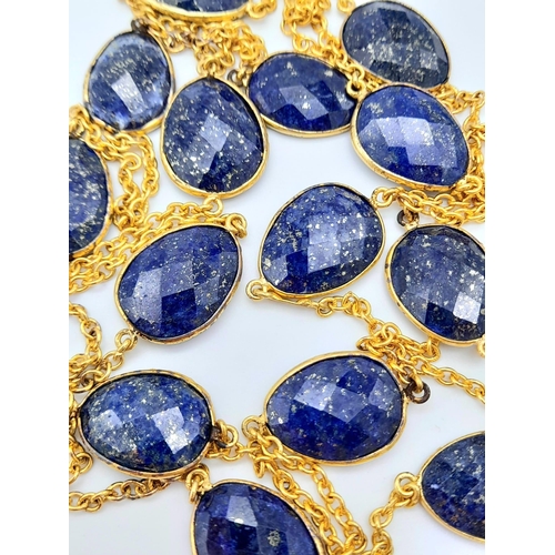 465 - A Lapis Lazuli Chain Link Gilded Necklace with a Pair of Lapis Earrings set in Gilded 925 Silver. 10... 