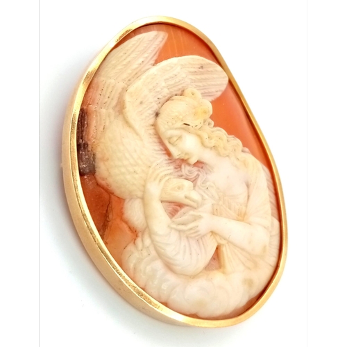 1615 - An Antique 18K Gold Cameo Pendant or Brooch of the Goddess Hebe. 5cm. 20g total weight.