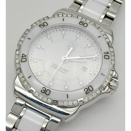 19 - A TAG-HEUER LADIES 