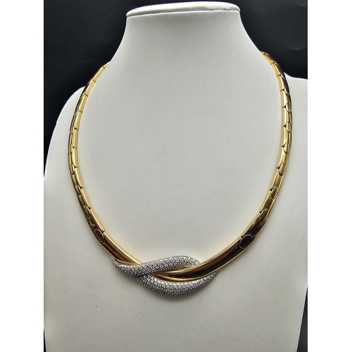 47 - A STUNNING 18K GOLD AND DIAMOND NECKLACE AND RING SET MADE BY THE DESIGNER 