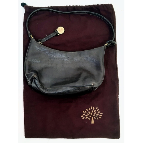 760 - A Small Mulberry Brown Leather Handbag and Dust-Cover. 24cm x 13cm. Ref: 13109