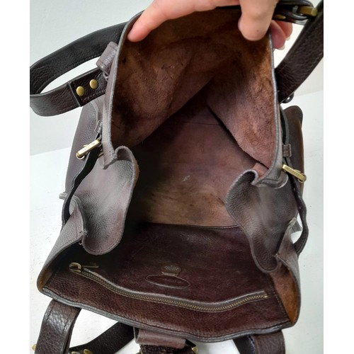 648 - A Mulberry Brown Leather Tote Bag with Dust-Cover. Gold-tone belt buckle decoration. Spacious interi... 