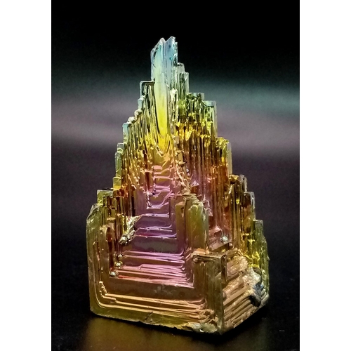 238 - A mesmerising BISMUTH crystal. Dimensions: 52 x 27 x 24 mm, weight: 66 g. Bismuth is a natural metal... 