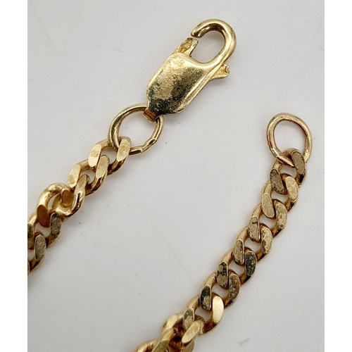 32 - A Stylish 9K Yellow Gold Flat Curb Link Chain/Necklace. 45cm necklace length. 12.71g