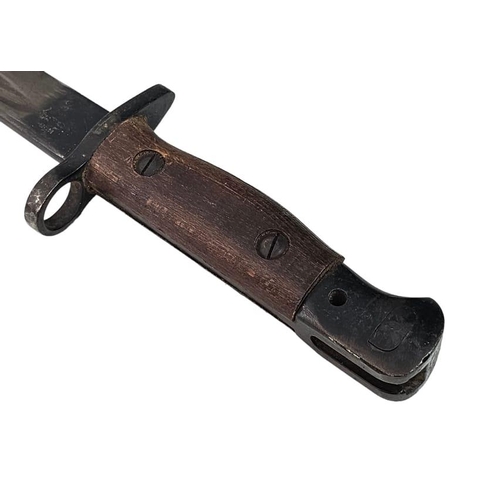 221 - WW1 British 1907 Pattern Bayonet. Dated March 1918. Maker Wilkingson. A little tight in the scabbard... 