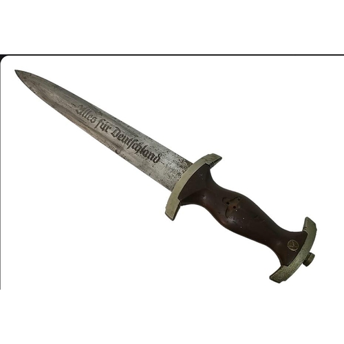 34 - Early 3rd Reich S.A Dagger. A very straight piece with lots of potential for restoration. Very Rare ... 