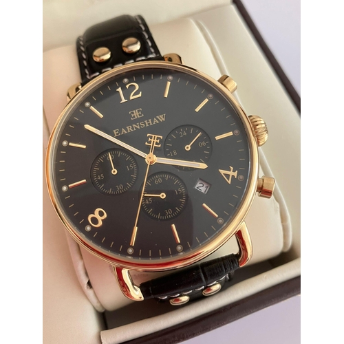 84 - Gentlemans THOMAS EARNSHAW CHRONOGRAPH WB131602. Multi dial model with black leather strap. Complete... 