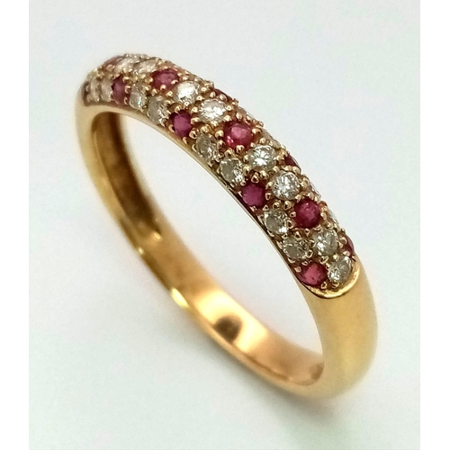 115 - 18K YELLOW GOLD DIAMOND & RUBY RING, APPROX 0.40CT DIAMONDS, WEIGHT 3.8G SIZE U 1/2