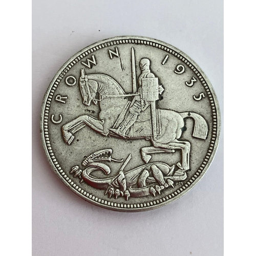 147 - SILVER ROCKING HORSE CROWN 1935. Fine/very fine condition. Having bold and raised definition to both... 