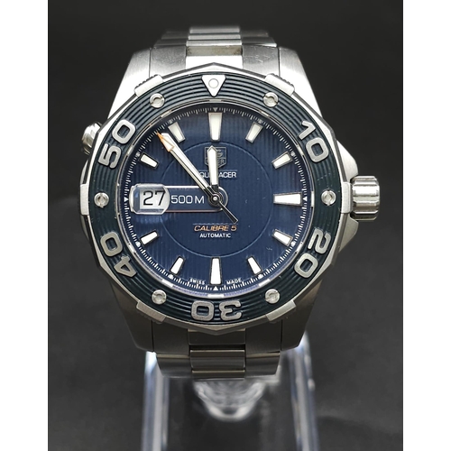 45 - A Tag Heuer Aquaracer - Calibre 5 Automatic Gents Watch. Stainless steel strap and case - 44mm. Blue... 