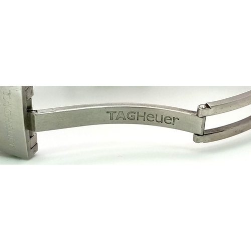 199 - A TAG-HEUER