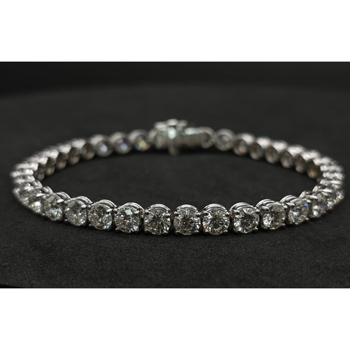 52 - 11ct diamond tennis bracelet, set in 18k white gold, 37 round brilliant diamond stones with top qual... 