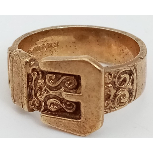 48 - A Vintage 9K Yellow Gold Belt Buckle Design Ring. Size W 1/2. 9.81g