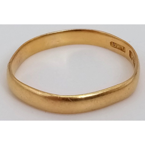 539 - A Vintage 22K Yellow Gold Band Ring - Slightly out of shape so a/f.  Size P. 2.32g