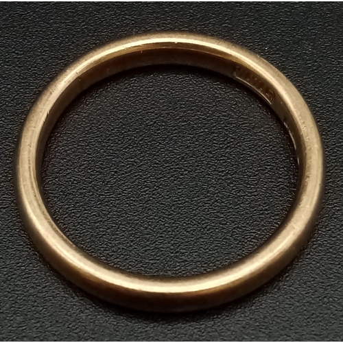 504 - A Vintage 9K Yellow Gold Band Ring. Size L. 2.52g.