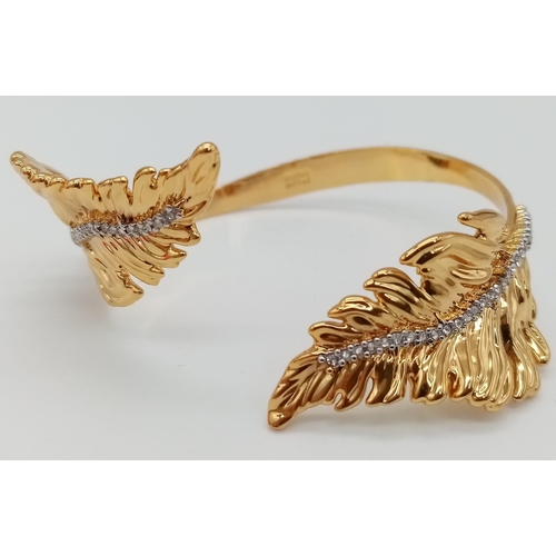 147 - A fabulous and unusual ALEXIS BITTAR creation, a stone set, leaf shaped bracelet and matching earrin... 