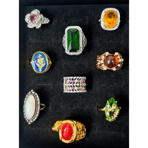 231 - An eclectic collection of dress rings, eighteen in total