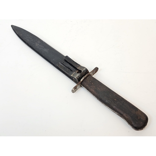 173 - WW2 German Luftwaffe Pilots Boot Dagger with acceptance stamp. Maker Hörster.