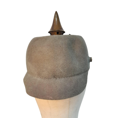 68 - WW1 Imperial German Army Prussian M15 Pickelhaube Uniform Helmet. A felt constructed example with ni... 