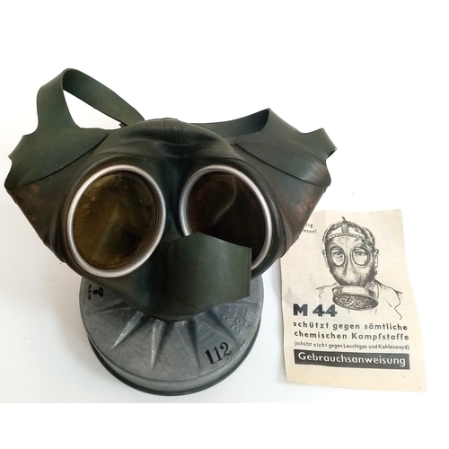 468 - WW2 German Civilian Gas Mask with the original hard to find instruction leaflet.