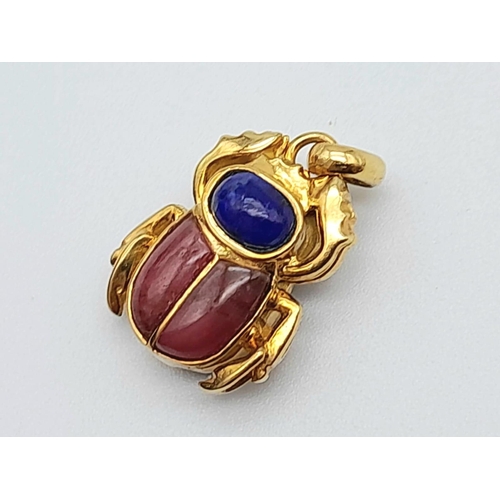 121 - 18k yellow gold coral and lapis set double sided scarab pendant 5.2g