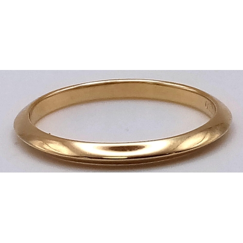 193 - TIFFANY & CO 18K YELLOW GOLD KNIFE EDGE BAND RING. TOTAL WEIGHT 2G.  SIZE N