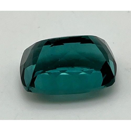 445 - A Beautiful 22ct Rectangular Cut Green Diopside Gemstone. 
Well faceted with no visible marks or inc... 