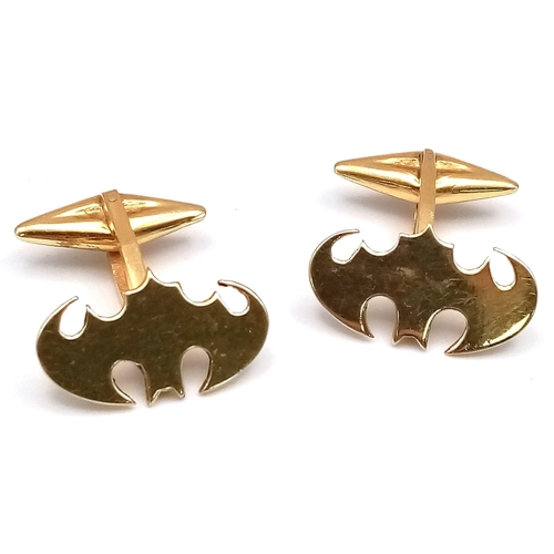 19 - 18K YELLOW GOLD BATMAN HANDMADE CUFFLINKS. TOTAL WEIGHT 7.6G